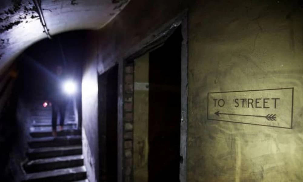 Υπόγειοι σιδηροδρομικοί σταθμοί-φάντασματα κάτω από το Λονδίνο